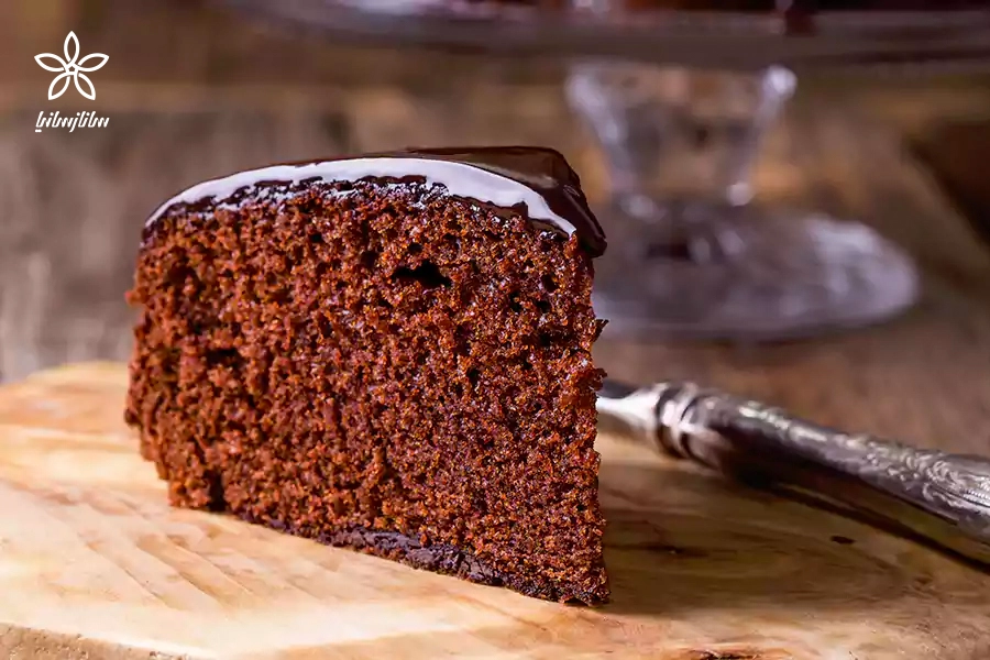 طرز تهیه کیک شکلاتی مغزدار